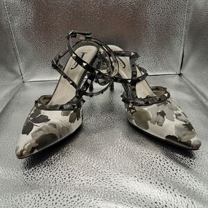 J. Renee Black, White and Gray T-Strap Slingback Heels Women's Size 9